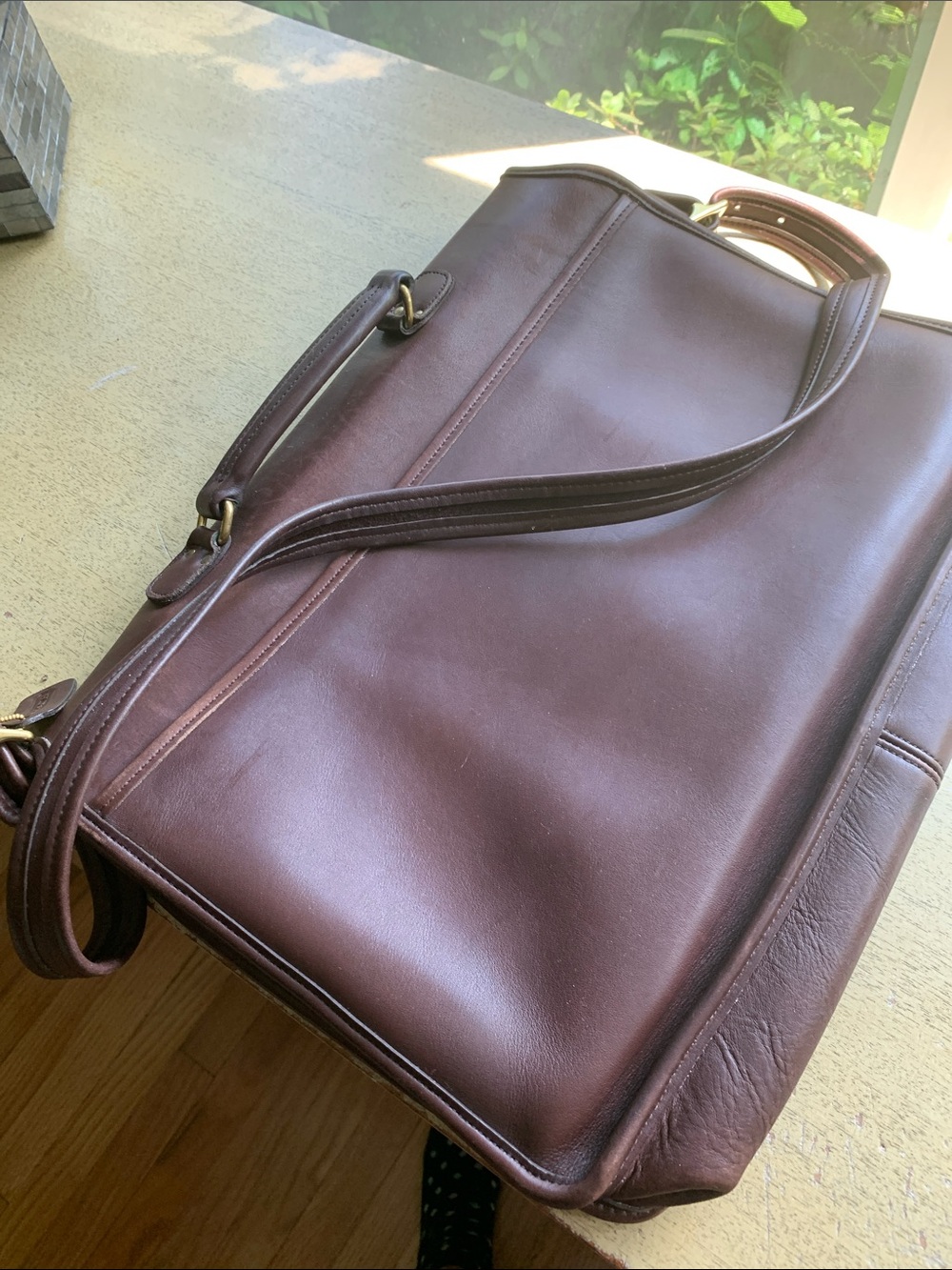 Coach Brown Leather Shoulder Bag with Gold-Tone Hardware - Picture 4 of 5